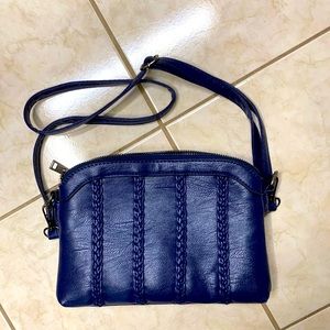 Almost new bag, navy blue, $20.